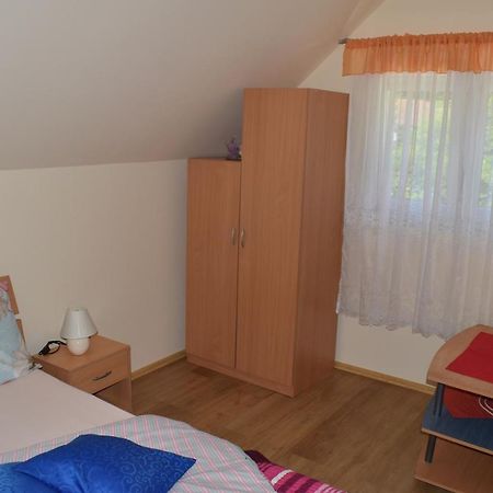 Apartmani Husko Tuheljske Toplice Exterior foto