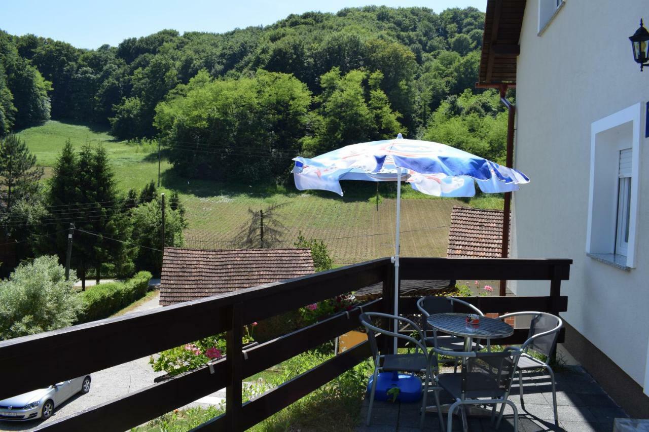 Apartmani Husko Tuheljske Toplice Exterior foto