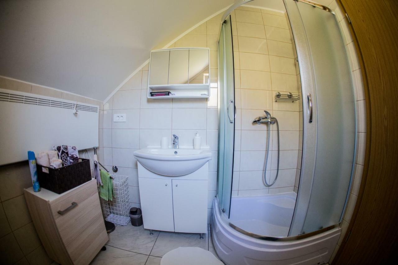 Apartmani Husko Tuheljske Toplice Exterior foto